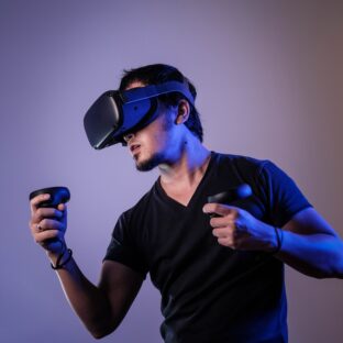ゲームの疑似体験をよりリアルに近づける!経験を具現化するには?