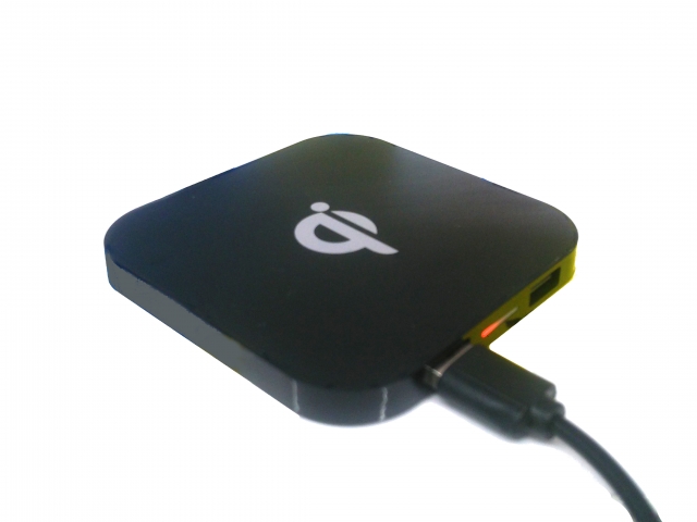 ワイヤレス充電機